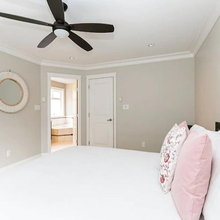 Bellamy Manor Large Home With 5Beds! In Langford Victoria Exteriér fotografie