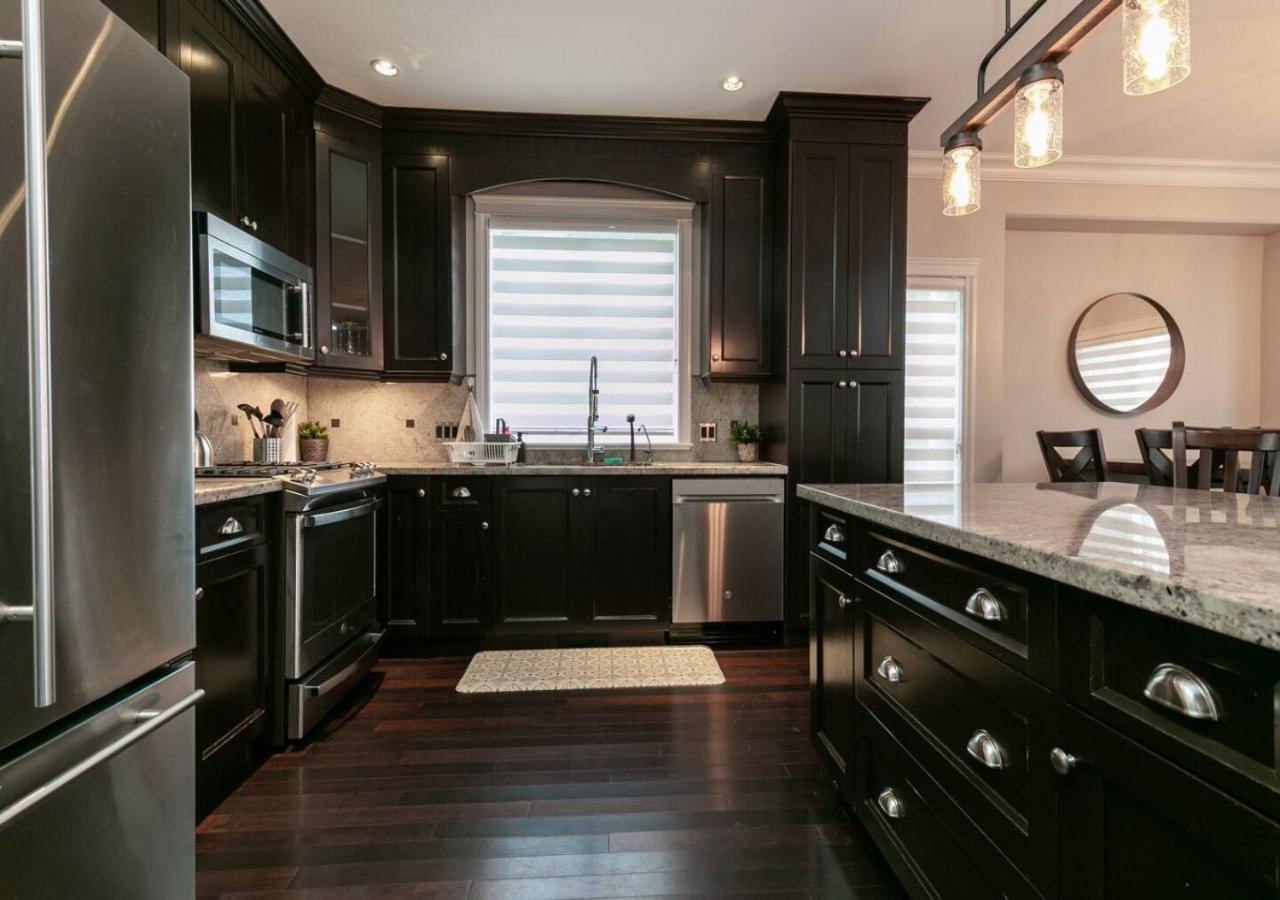 Bellamy Manor Large Home With 5Beds! In Langford Victoria Exteriér fotografie
