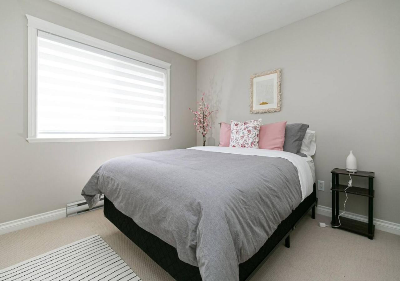 Bellamy Manor Large Home With 5Beds! In Langford Victoria Exteriér fotografie